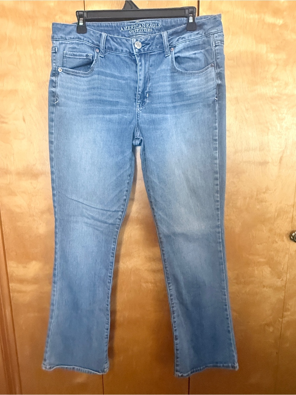 American Eagle Outfitters Skinny Kick Super Stretch Medium Wash  Jeans size 16 R